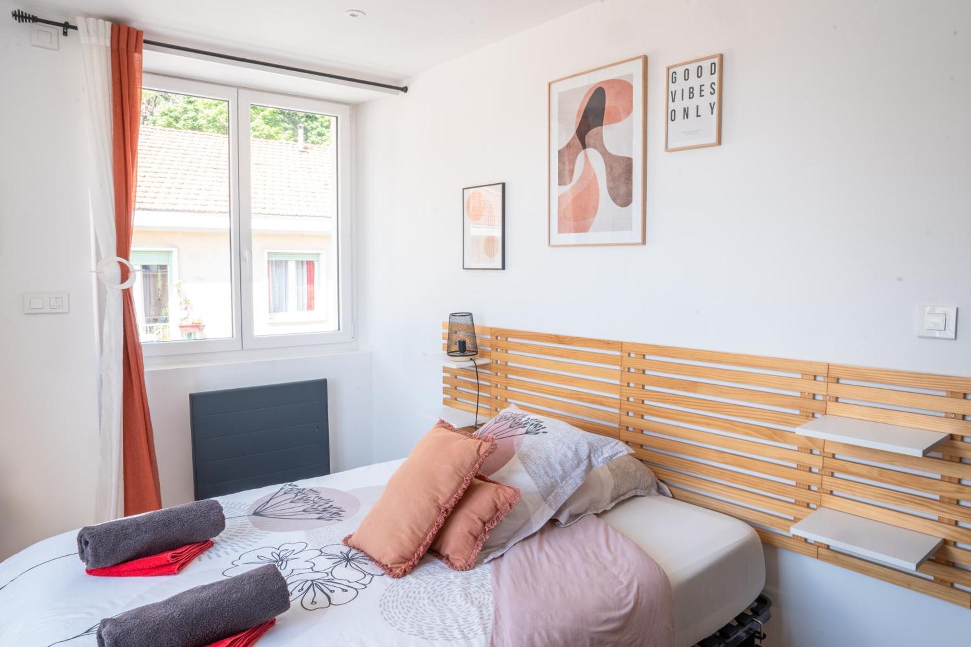 Appartement Centre De Систерон Экстерьер фото